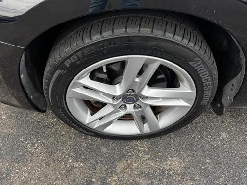 Black 2015 Volvo S60 T5 Premier Plus