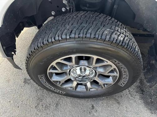 White 2022 Ford F-250 Lariat