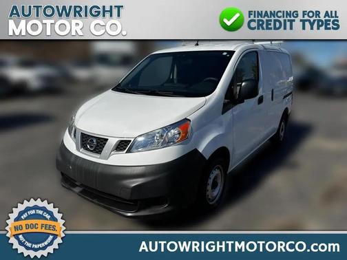 White 2017 Nissan NV200 S