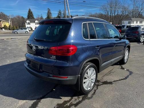 2016 Volkswagen Tiguan SE