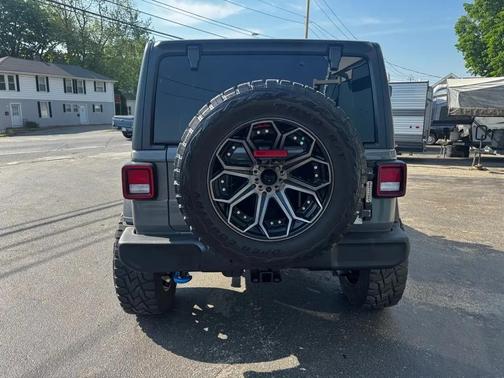 Gray 2021 Jeep Wrangler Unlimited Sport