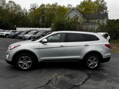 Silver 2015 Hyundai SANTA FE GLS