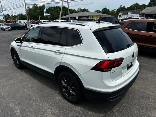 White 2022 Volkswagen Tiguan 2.0T SE 4MOTION