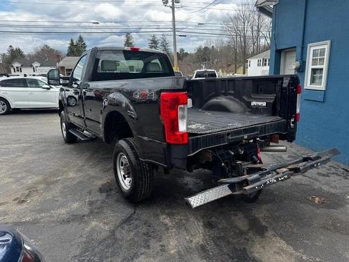 Black 2019 Ford F-250 XL