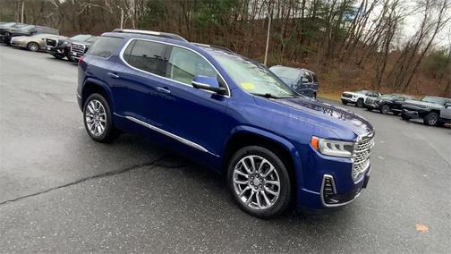 2023 GMC Acadia Denali