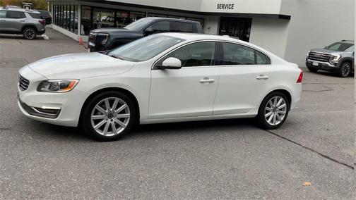 2016 Volvo S60 Inscription T5 Platinum