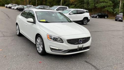 2016 Volvo S60 Inscription T5 Platinum