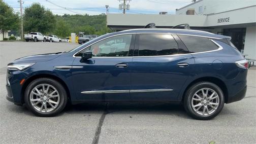 2022 Buick Enclave Premium