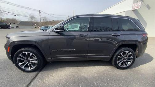 2022 Jeep Grand Cherokee Overland