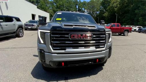 2025 GMC Sierra 2500 AT4