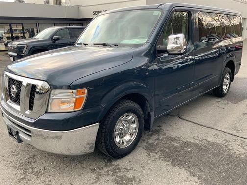 2018 Nissan NV Passenger NV3500 HD SV V6/SV V8