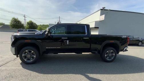 2025 GMC Sierra 2500 SLT