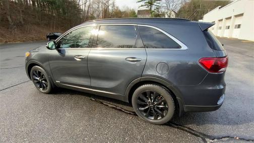 2020 Kia Sorento S
