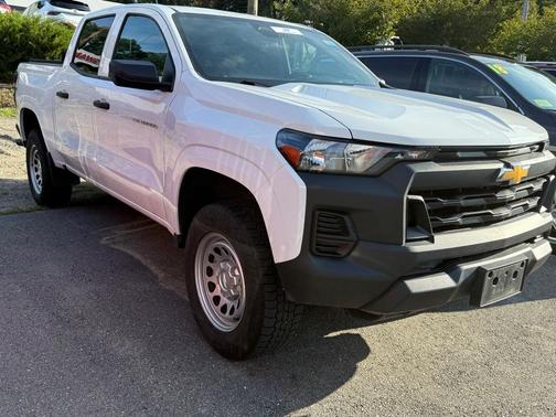 2023 Chevrolet Colorado WT