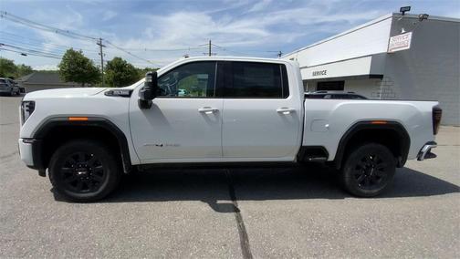 2025 GMC Sierra 2500 AT4