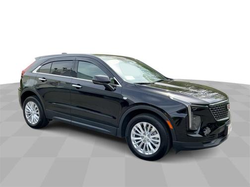 2024 Cadillac XT4 Luxury