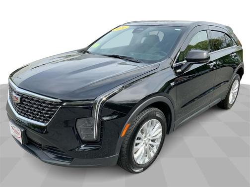 2024 Cadillac XT4 Luxury