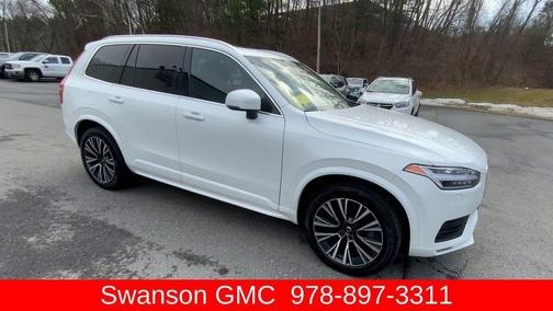 2022 Volvo XC90 T5 Momentum 7 Passenger
