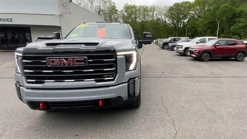 2024 GMC Sierra 2500 AT4
