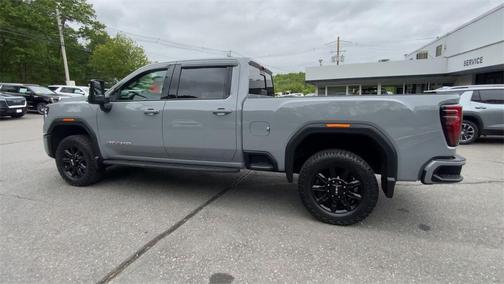 2024 GMC Sierra 2500 AT4