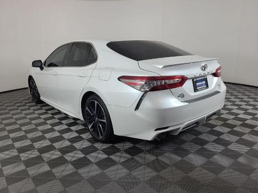 White 2018 Toyota Camry XSE