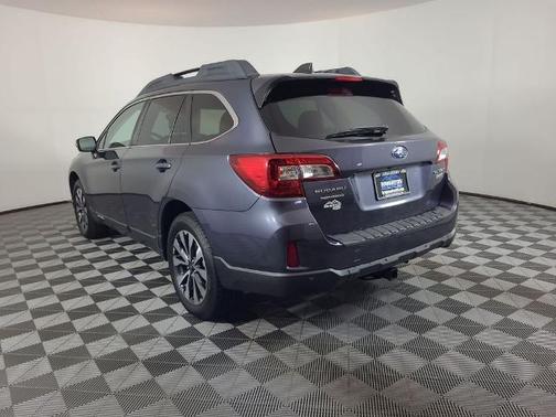 Carbide Gray Metallic 2017 Subaru Outback 2.5I LIMITED