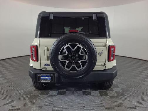 DESERT SAND 2025 Ford Bronco OUTER BANKS