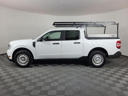 OXFORD WHITE 2022 Ford Maverick XL