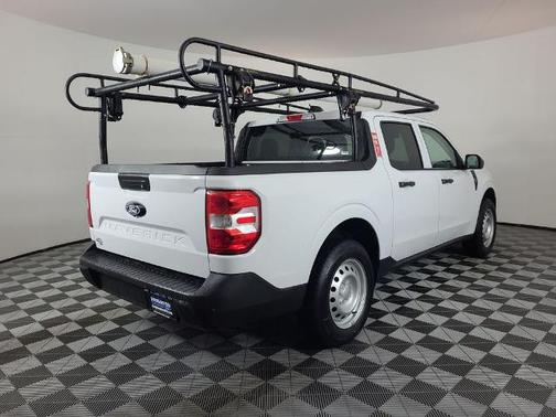 OXFORD WHITE 2025 Ford Maverick XL