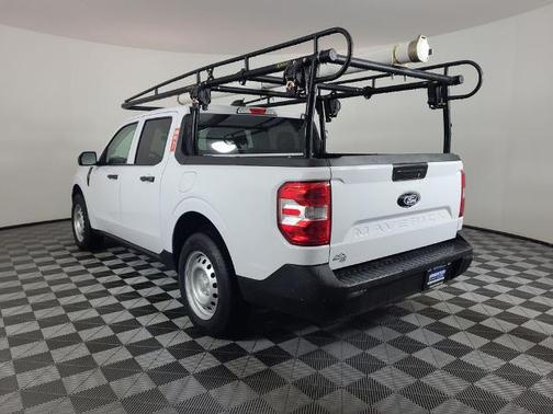 OXFORD WHITE 2025 Ford Maverick XL