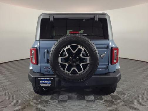 AZURE GRAY MET TRI-COAT 2025 Ford Bronco OUTER BANKS