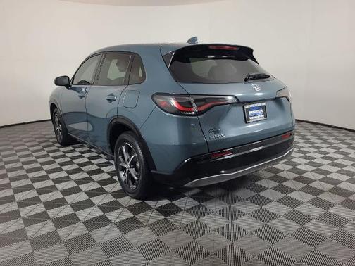 Pearl 2024 Honda HR-V EX-L