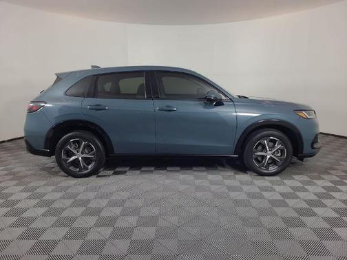 Pearl 2024 Honda HR-V EX-L