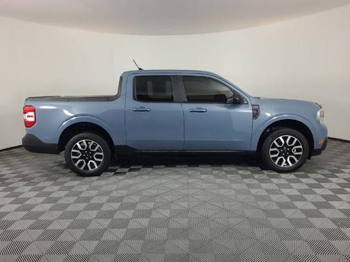 AZURE GRAY METALLIC TC 2024 Ford Maverick LARIAT