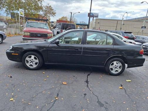 2003 Chevrolet Malibu Base