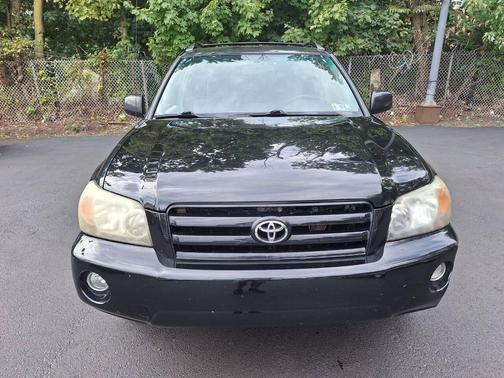 2005 Toyota Highlander Base