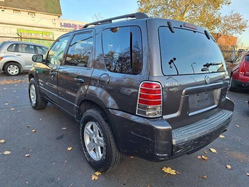 2006 Mercury Mariner Hybrid Base AWD 4dr SUV