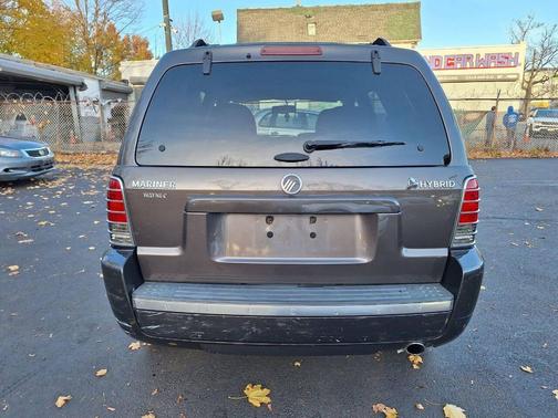 2006 Mercury Mariner Hybrid Base AWD 4dr SUV