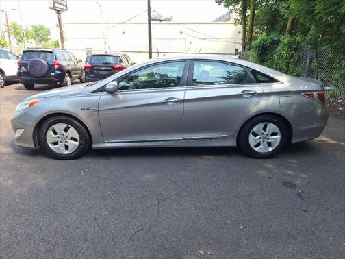 2012 Hyundai SONATA Hybrid Base