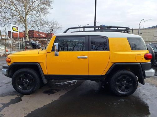 2007 Toyota FJ Cruiser Base