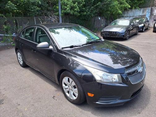 2013 Chevrolet Cruze LS