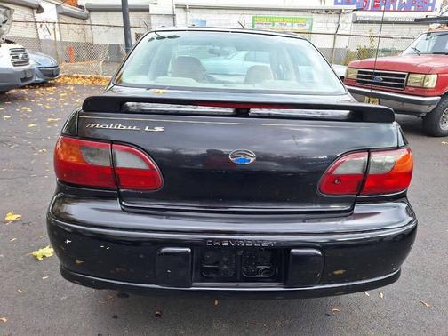 2003 Chevrolet Malibu LS