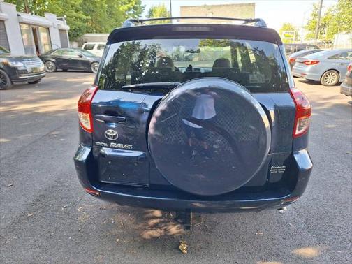 2006 Toyota RAV4 Base