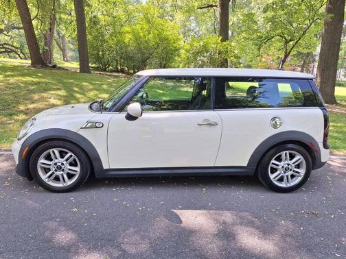 Beige 2013 MINI Clubman Cooper S