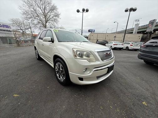 2011 GMC Acadia Denali