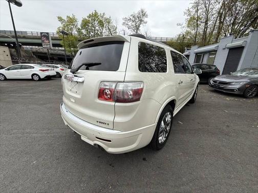 2011 GMC Acadia Denali