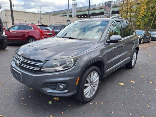 2012 Volkswagen Tiguan SE