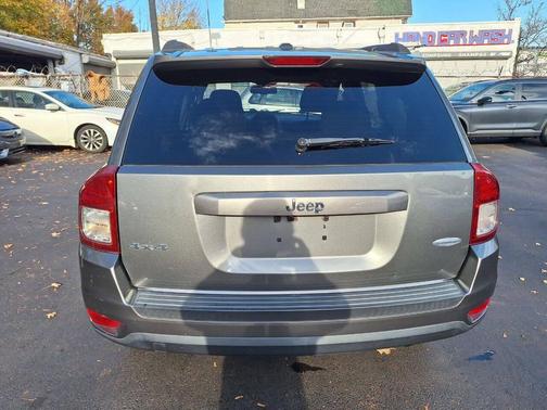 2011 Jeep Compass Sport