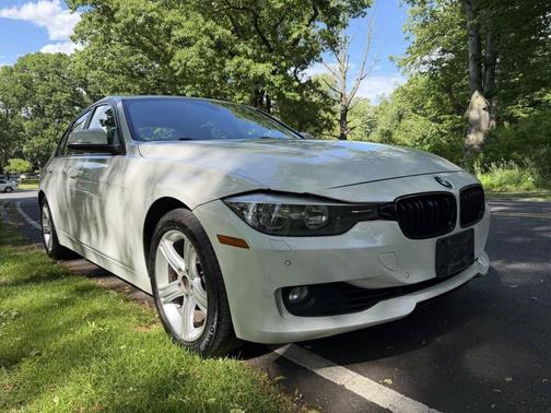 White 2014 BMW 328 328i xDrive AWD 4dr Sedan SULEV