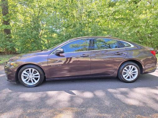 Autumn Bronze Metallic 2016 Chevrolet Malibu 1LT
